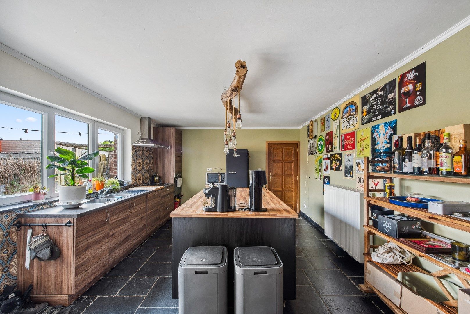 Verrassend mooie woning met 3 slaapkamers en schuur foto 11