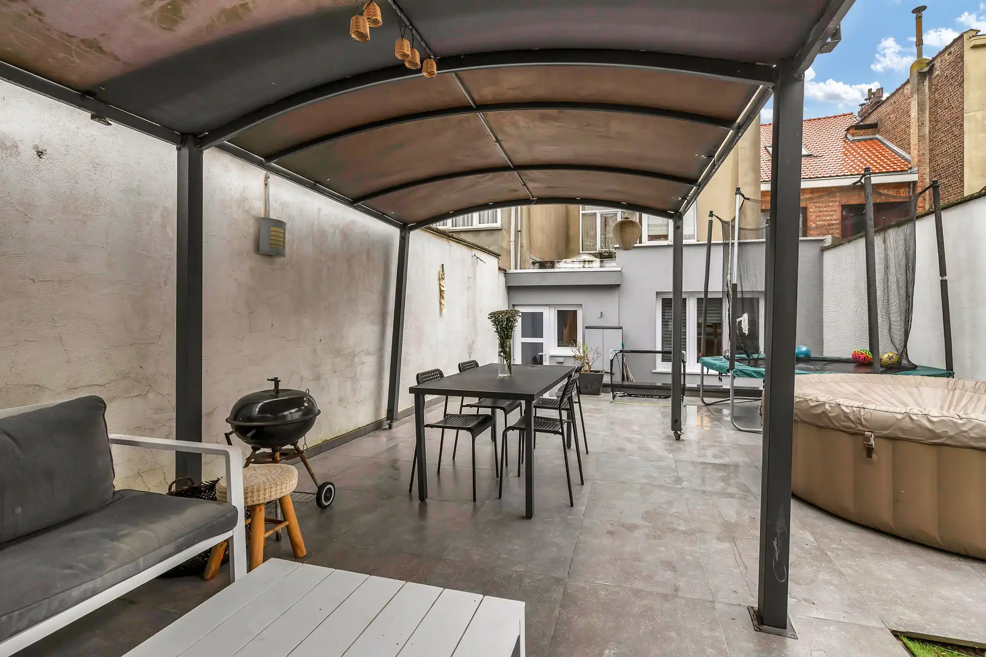 Gerenoveerd appartement - 2 slpk en ruim terras te Molenbeek foto 28