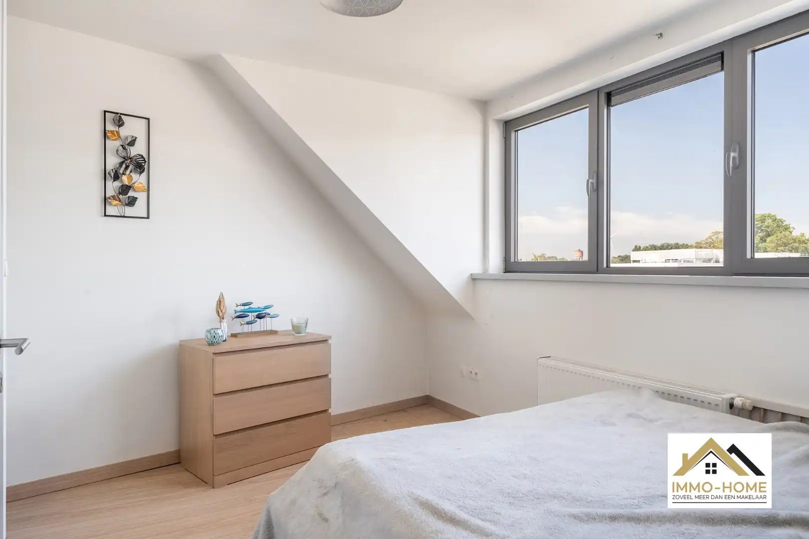 Perfect instapklare woning te Oostakker! foto 12
