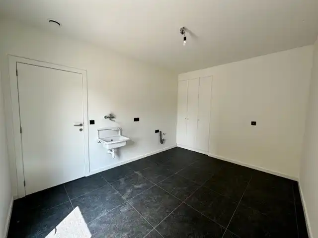Comfortabele, hoog afgewerkte en energiezuinige nieuwbouwwoning gelegen in een rustige omgeving in Neeroeteren.  foto 11