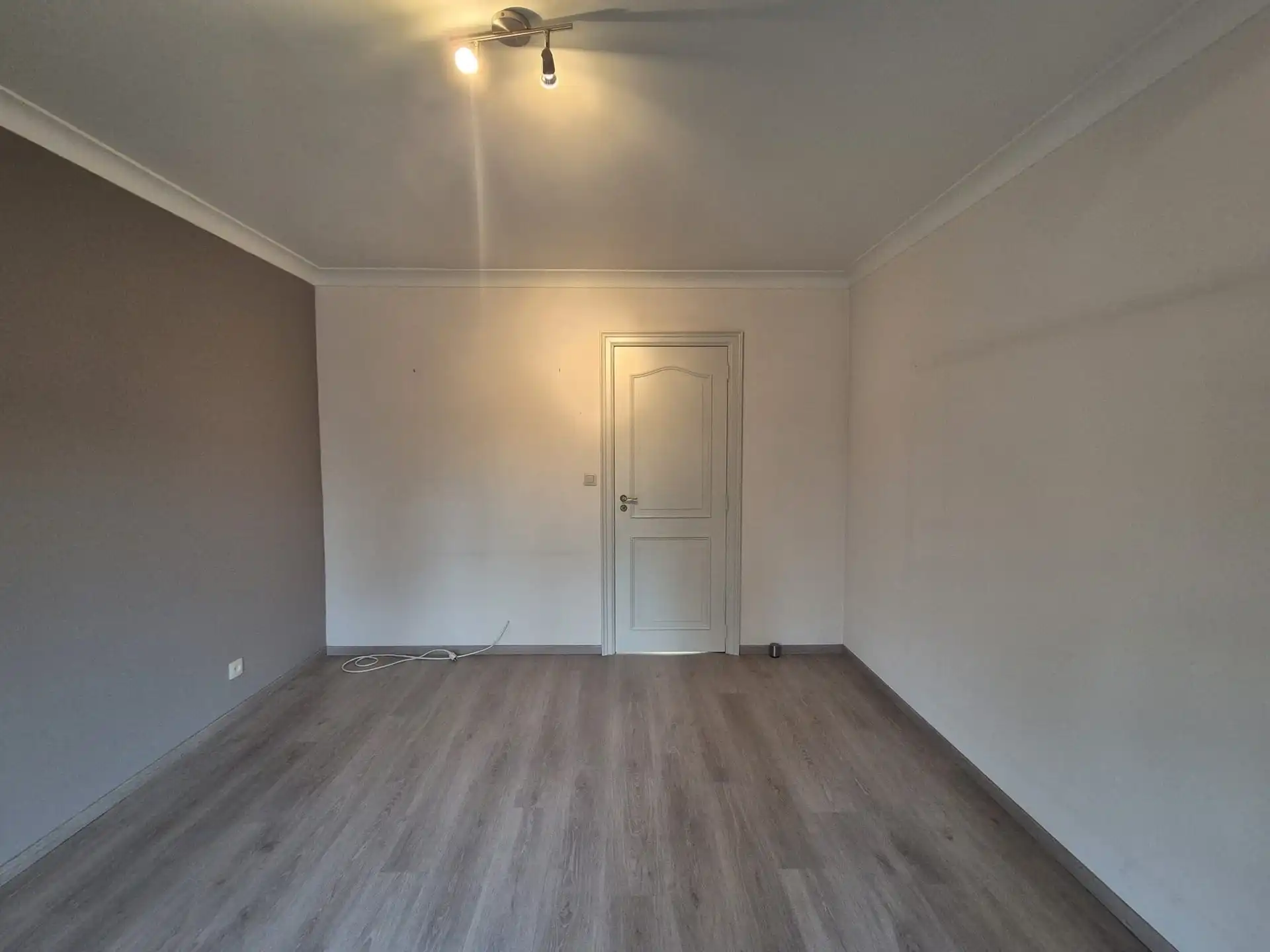 Instapklaar en knus appartement te huur in het centrum van Wetteren. foto 18