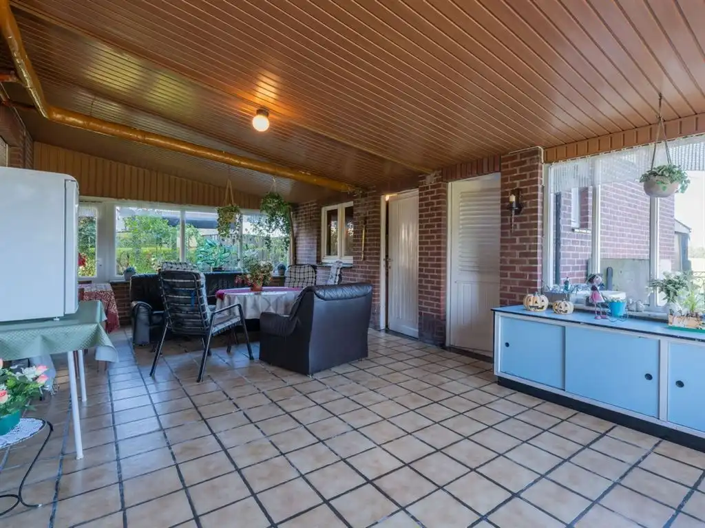 Landelijk gelegen vrijstaande woning op een riant perceel foto 25