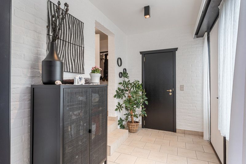 Eigentijdse woning met tuin op 4are 90ca gelegen in het centrum van Kortenaken foto 6