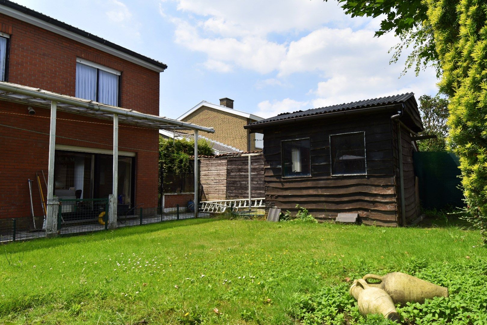 HOB met 3 slaapkamers, garage en tuin  te koop in Gullegem foto 10