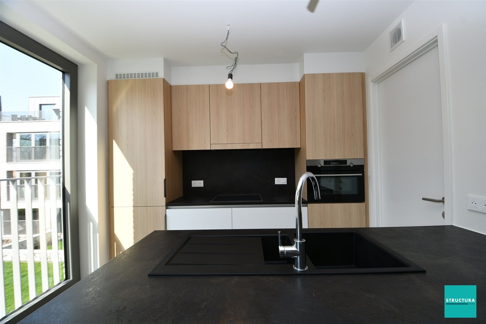 BEZOEKEN VOLZET - Appartement met twee slaapkamers, twee badkamers, terras, garage en kelder foto 3