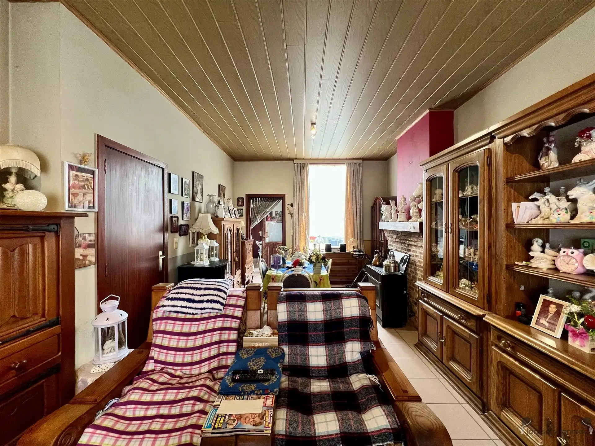 Te renoveren woning met 2 slaapkamers foto 4