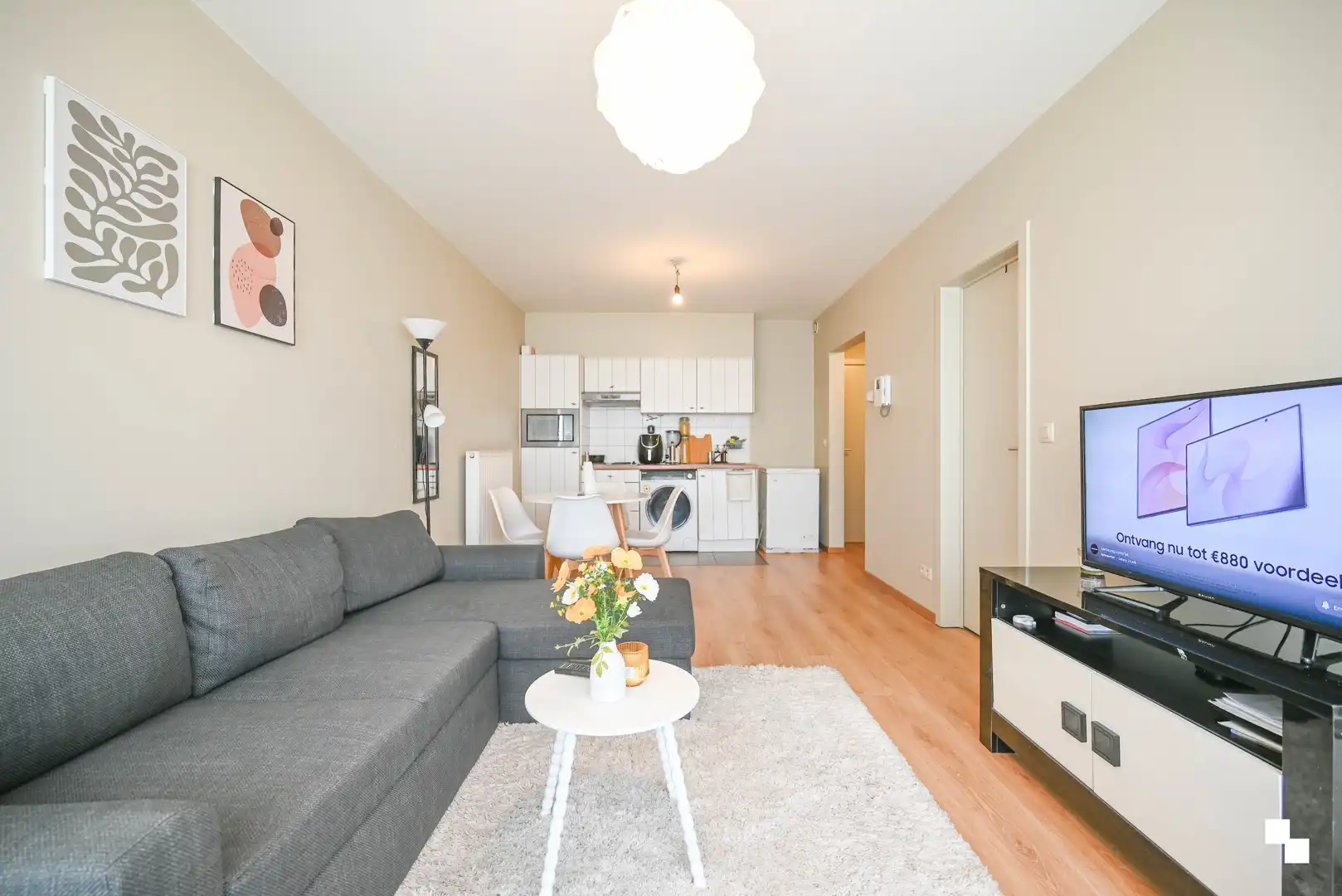 éénslaapkamerappartement in centrum Waregem foto 7