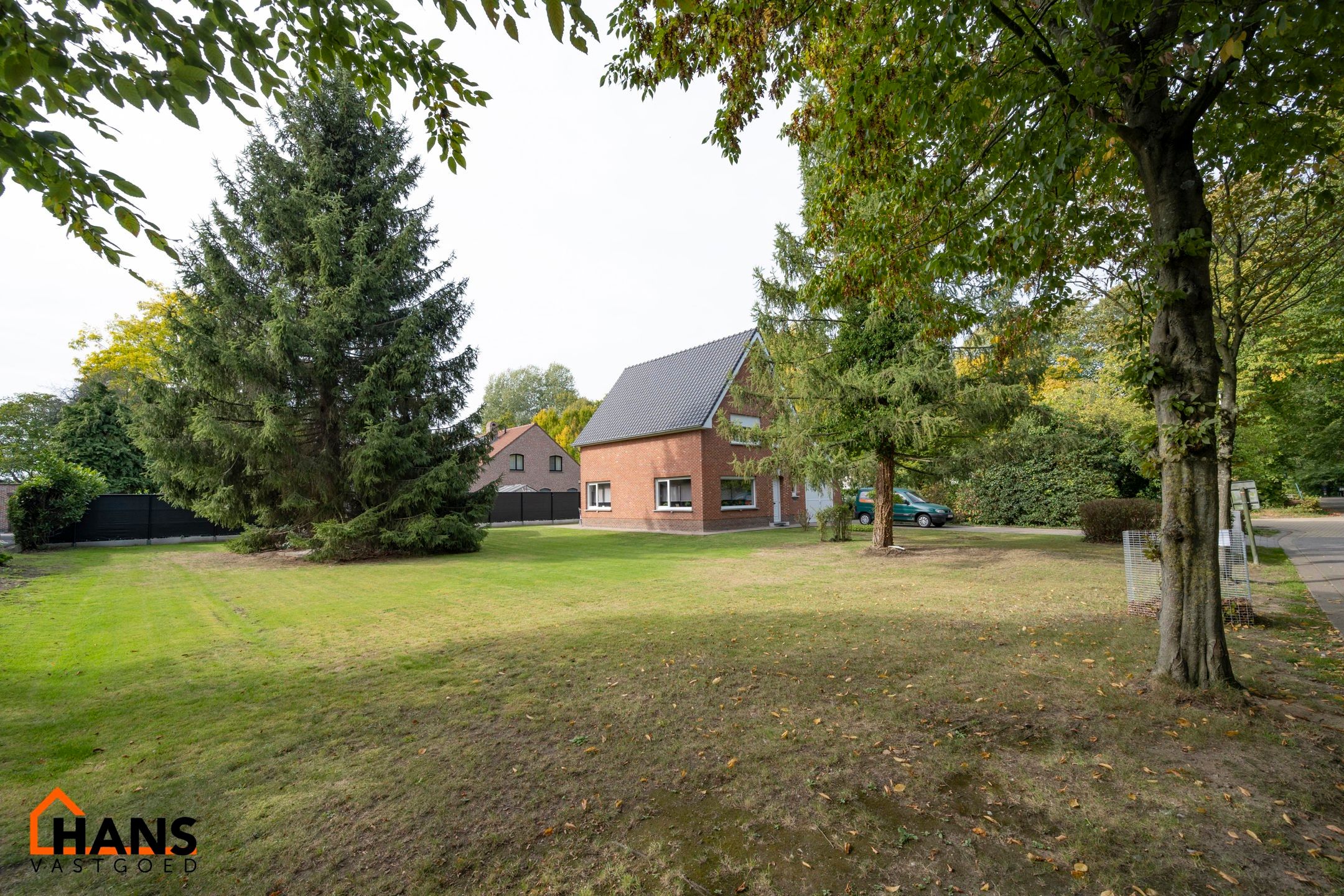 Vrijstaande ééngezinswoning met ruime tuin en garage. foto 16