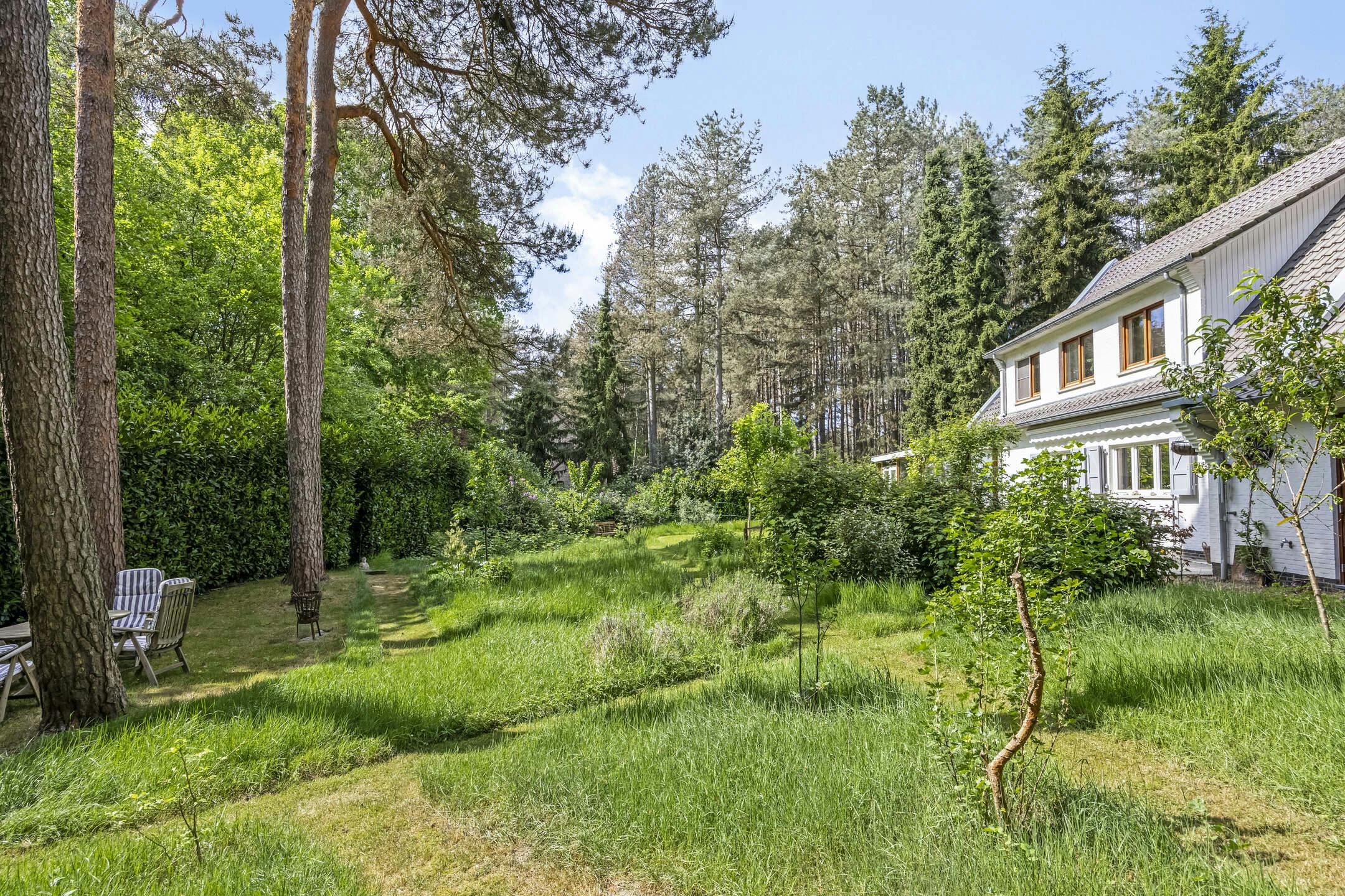 Villa met vakantiewoning te koop in Maasmechelen foto 32