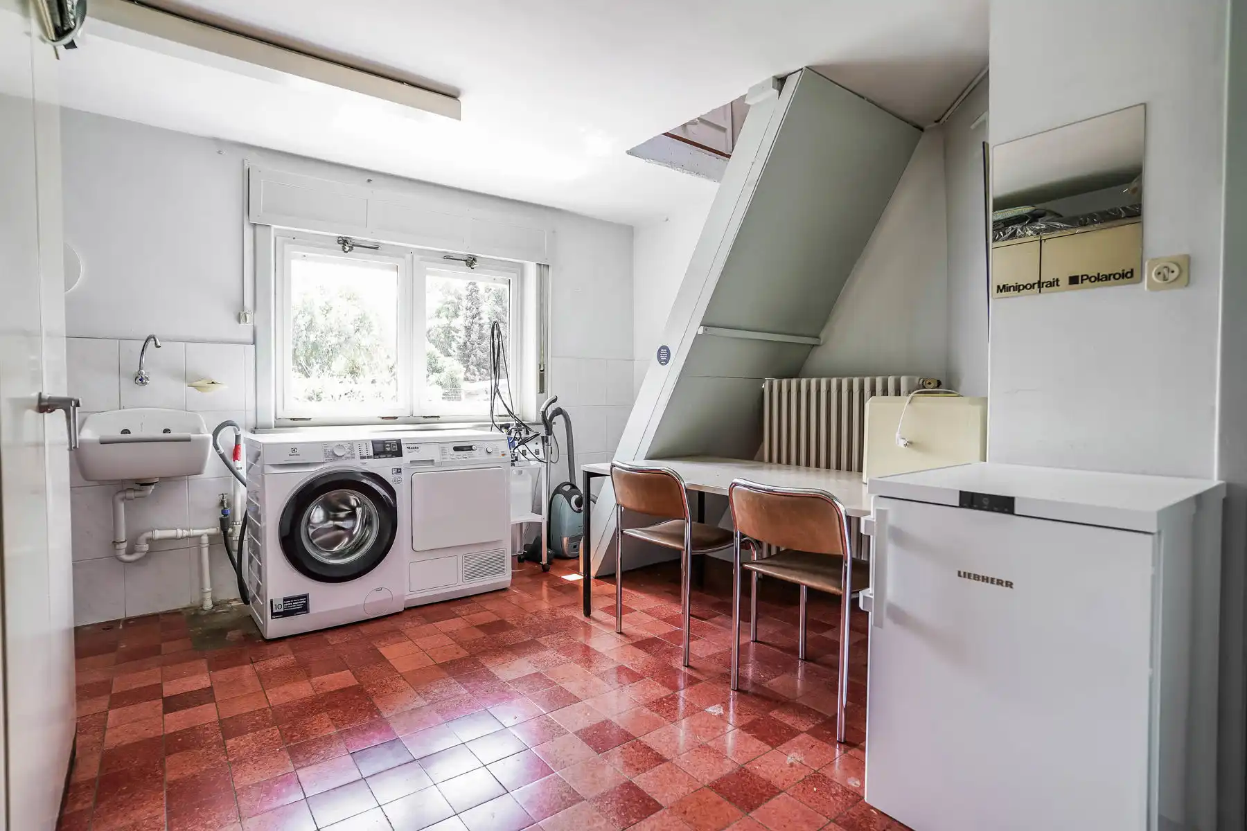Te renoveren, vrijstaande woning op een perceel van 1070 m² foto 19