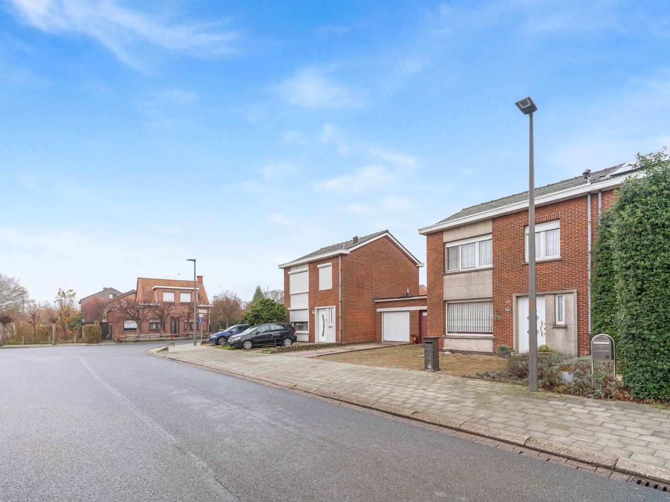 Op te frissen HOB met 3 slpk., tuin en garage foto 29