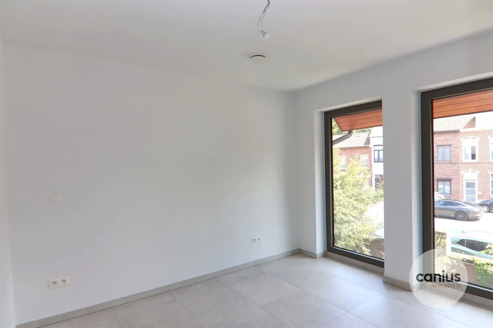 HEDENDAAGSE WONING NABIJ HET CENTRUM foto 9