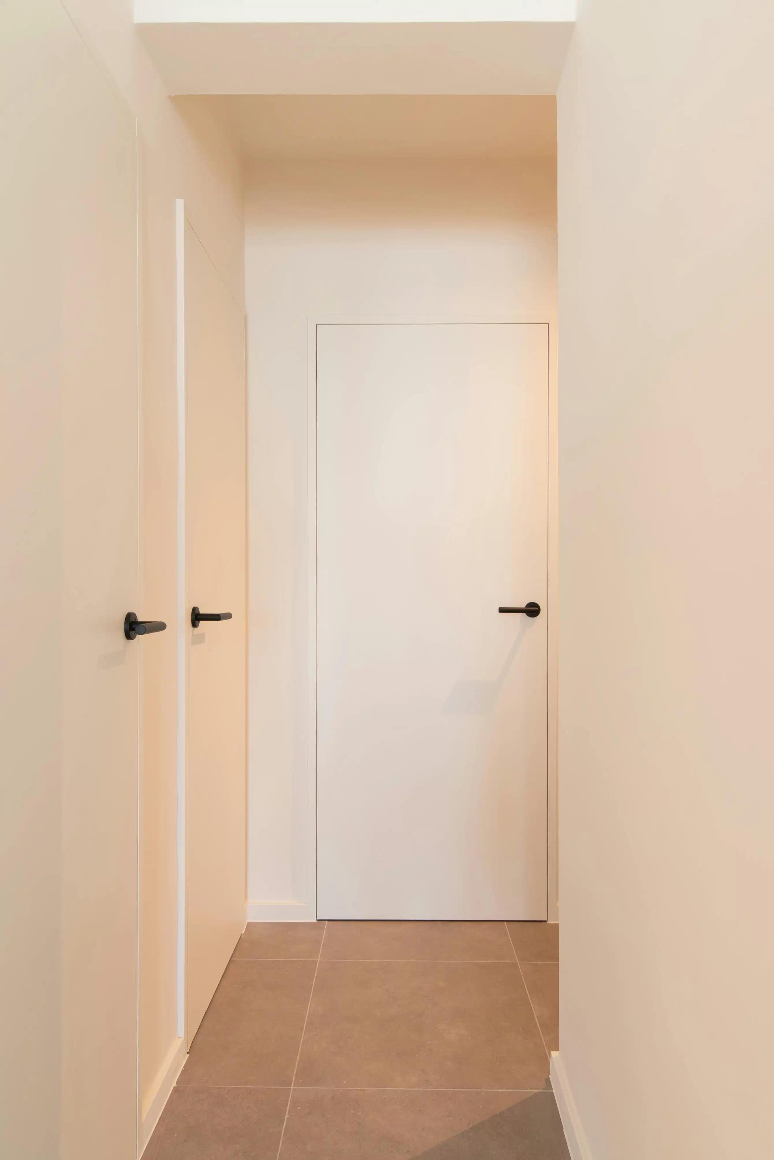 Fantastisch 3-slaapkamerappartement met frontaal zeezicht foto 22
