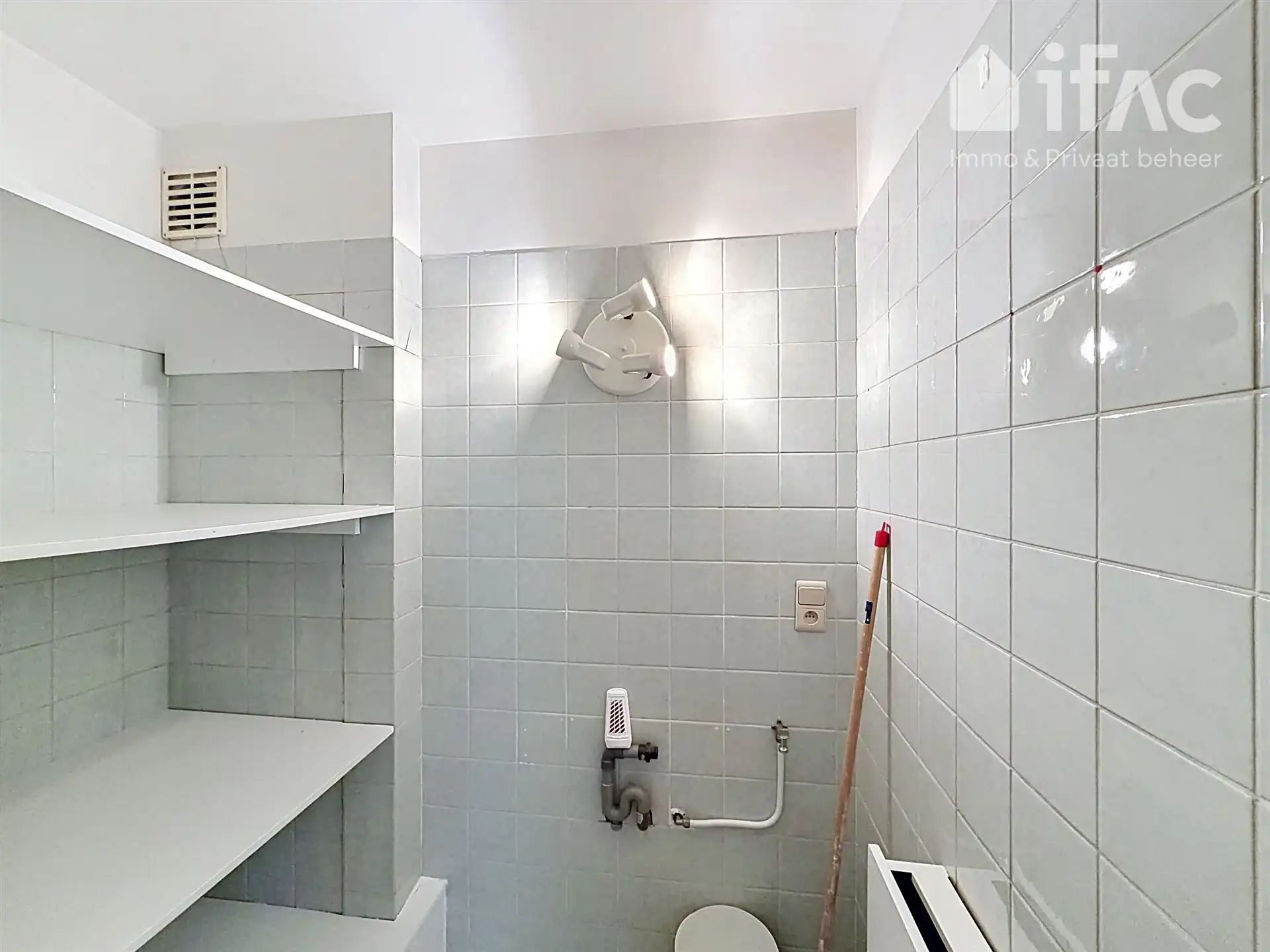 Rustig gelegen appartement met terras foto 12