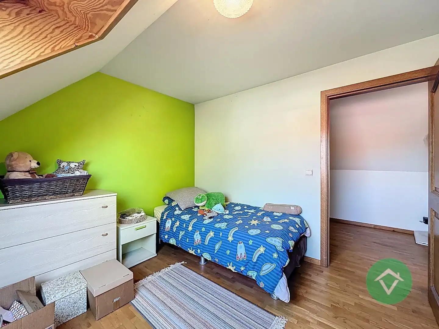 Ruime gezinswoning met dubbele garage in Koekelare foto 24