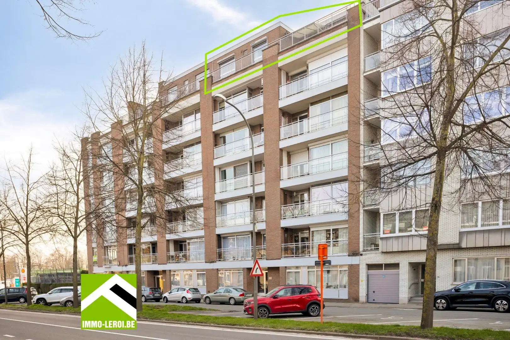 Ruim penthouse / dakappartement met 2 prachtige terrassen + zicht over Tongeren foto 26