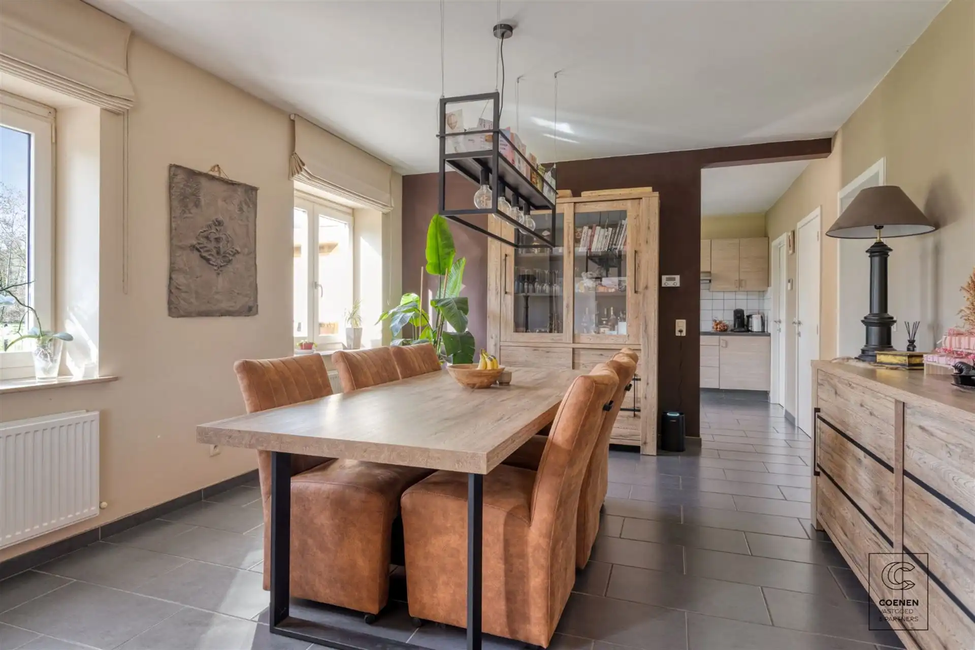 Instapklare woning van 195m² met 3 slpk en prachtige ligging! foto 5