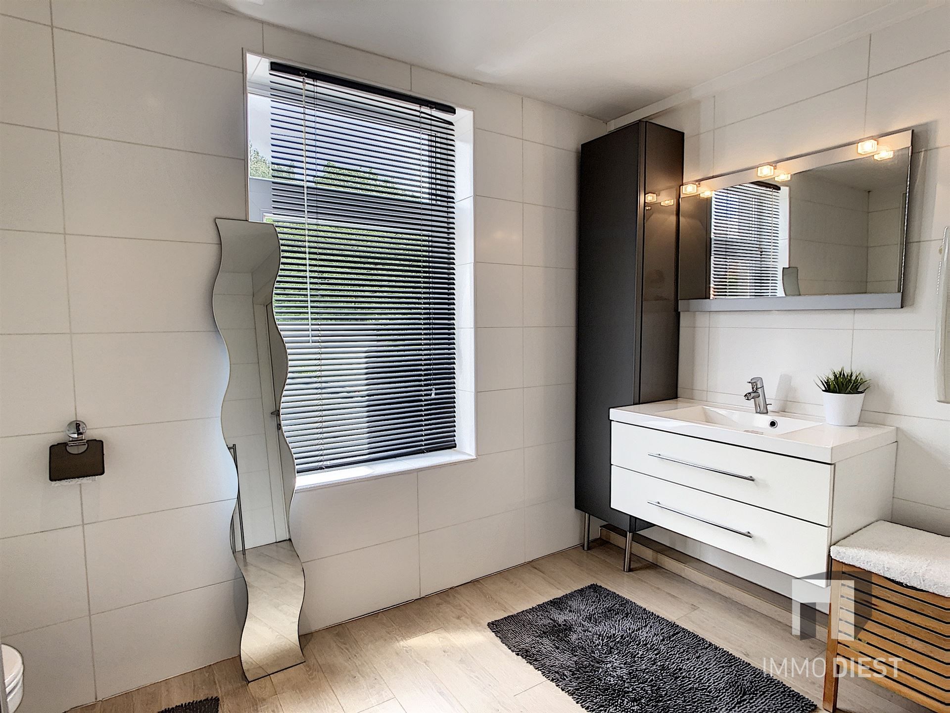 Instapklaar wonen in hartje Zichem op 1a 50ca. foto 21