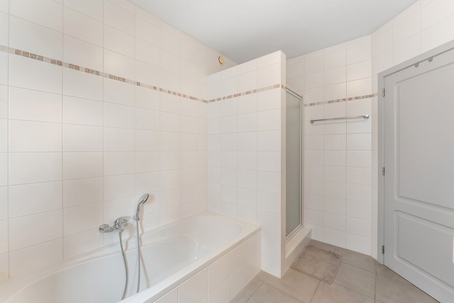 Instapklaar gelijkvloers appartement met 2 slpkrs te Onze-Lieve-Vrouw-Waver foto 10