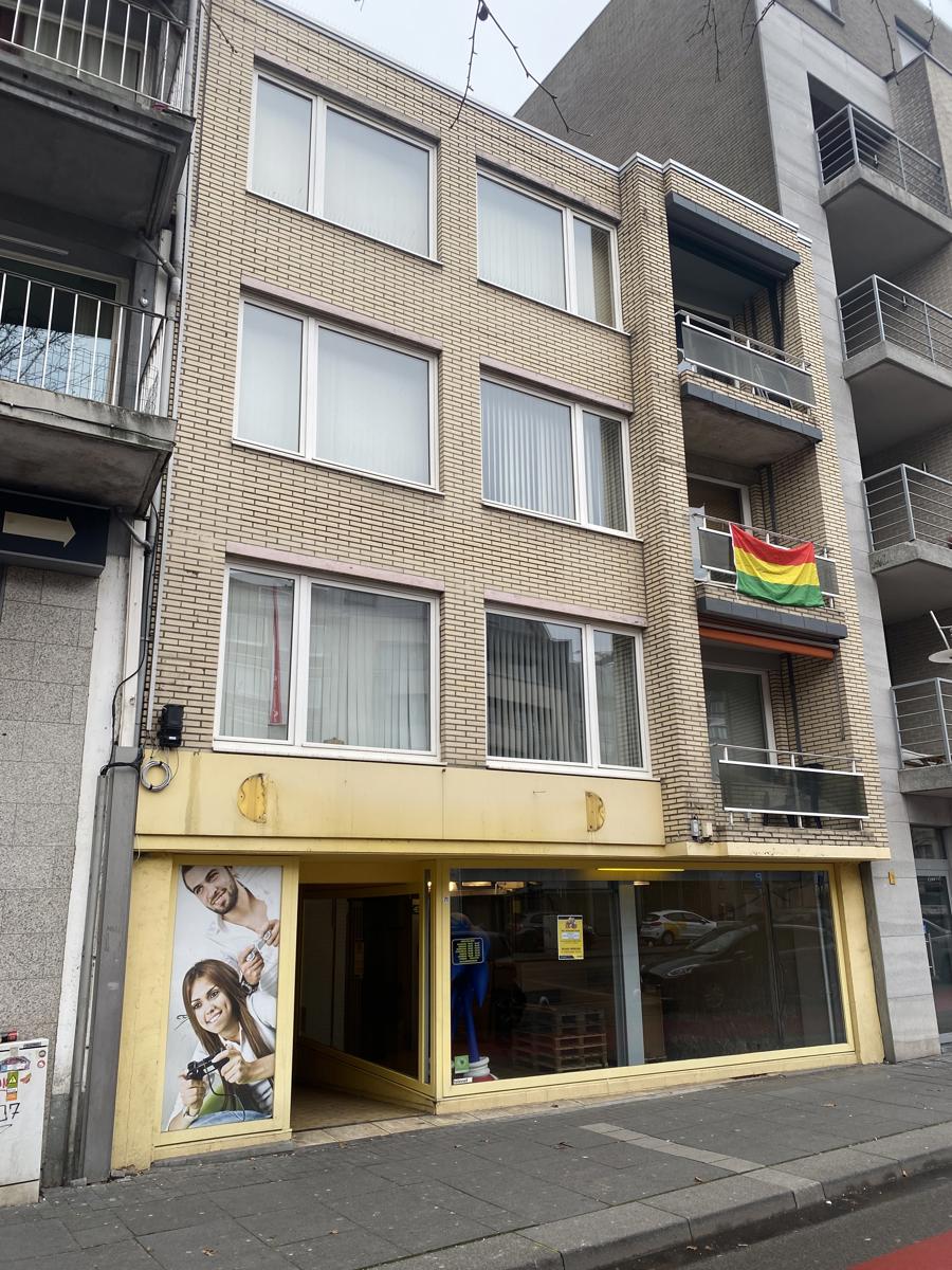 Handelsruimte winkel Genk te koop foto 3