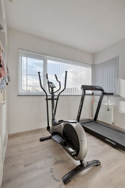 Moderne halfopen woning met 4 slaapkamers en zonnepanelen in Nieuwkerken-Waas foto 14