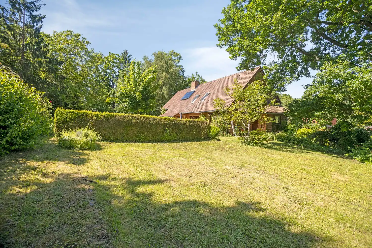 Prachtige, achterin gelegen villa op 22a15ca foto 42