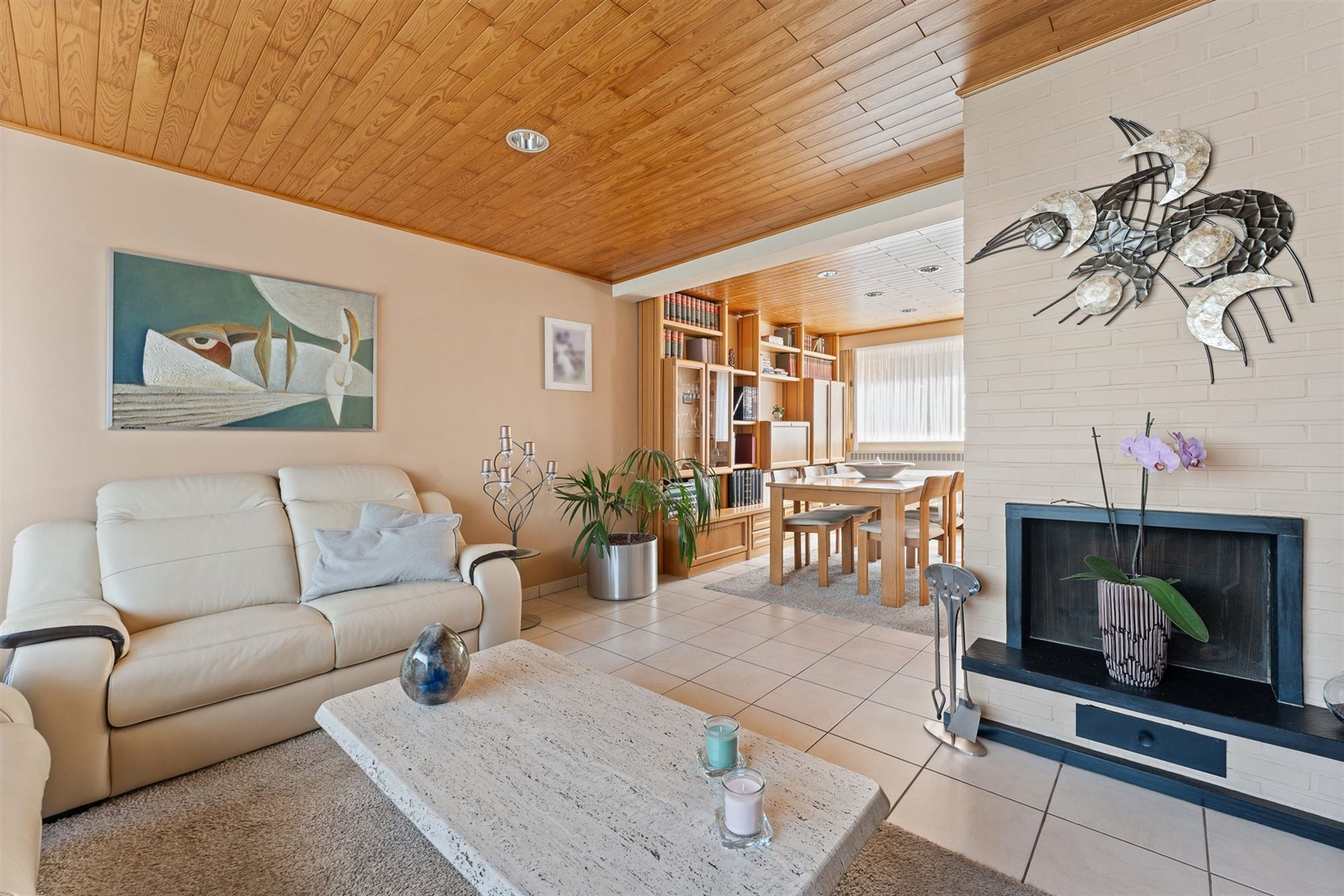 GOED ONDERHOUDEN WONING MET 3 SLAAPKAMERS OP EEN ZONNING GEORIËNTEERD PERCEEL TE PAAL foto 2