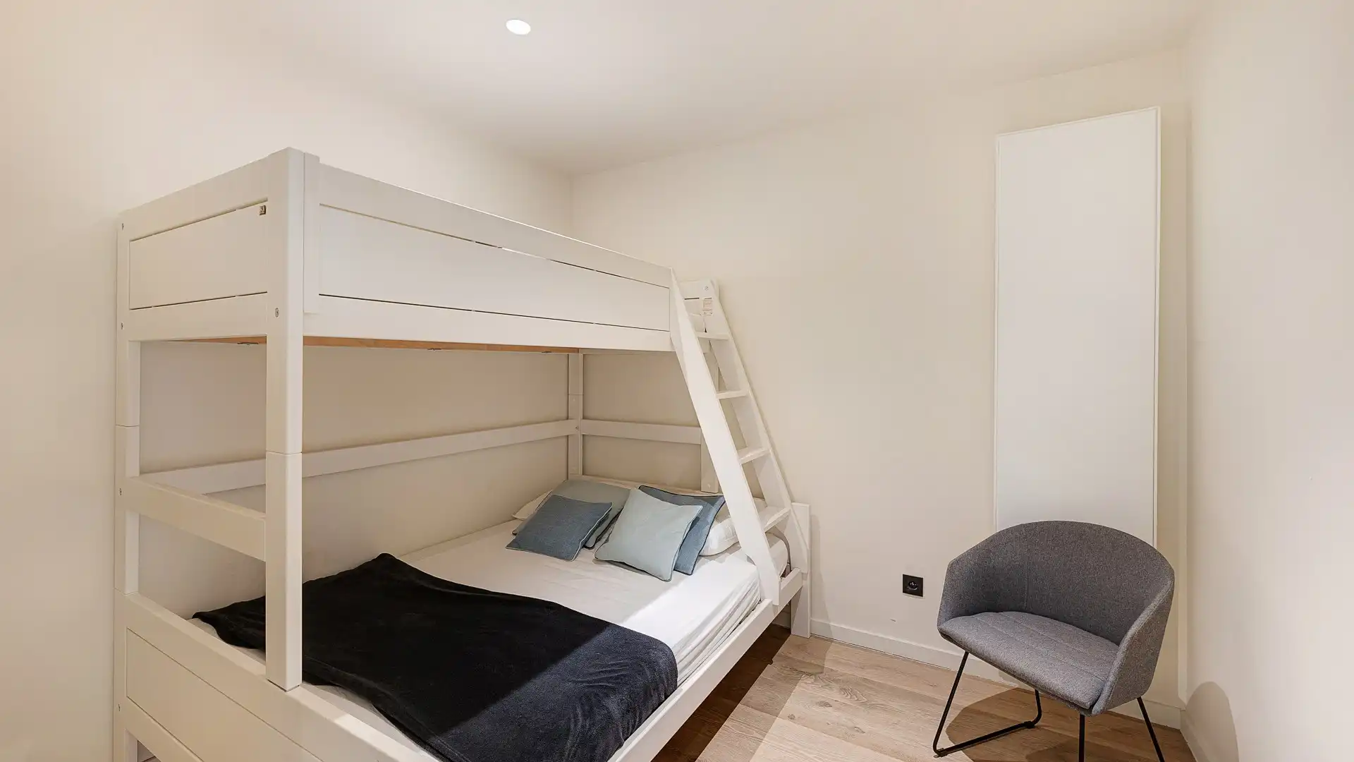 Gerenoveerd appartement met 3 slaapkamers en zijdelings zeezicht te Knokke foto 19