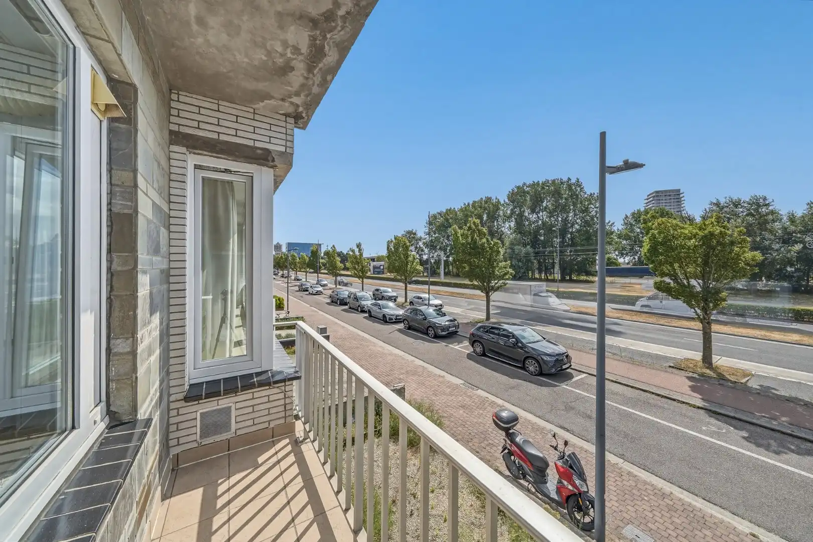 Instapklaar appartement met 2 slaapkamers te Oostende foto 7