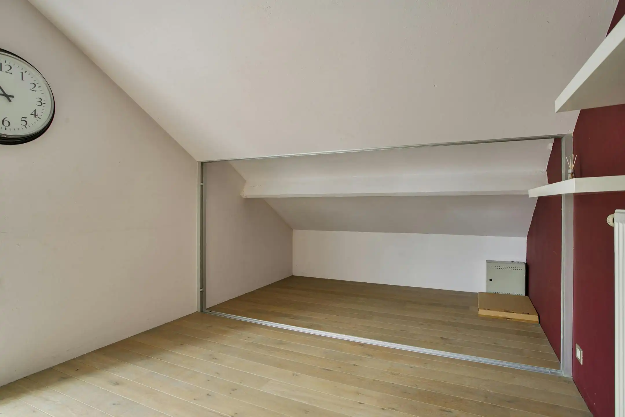 Ruime villa met praktijkruimte te koop in Sint-Baafs-Vijve foto 8