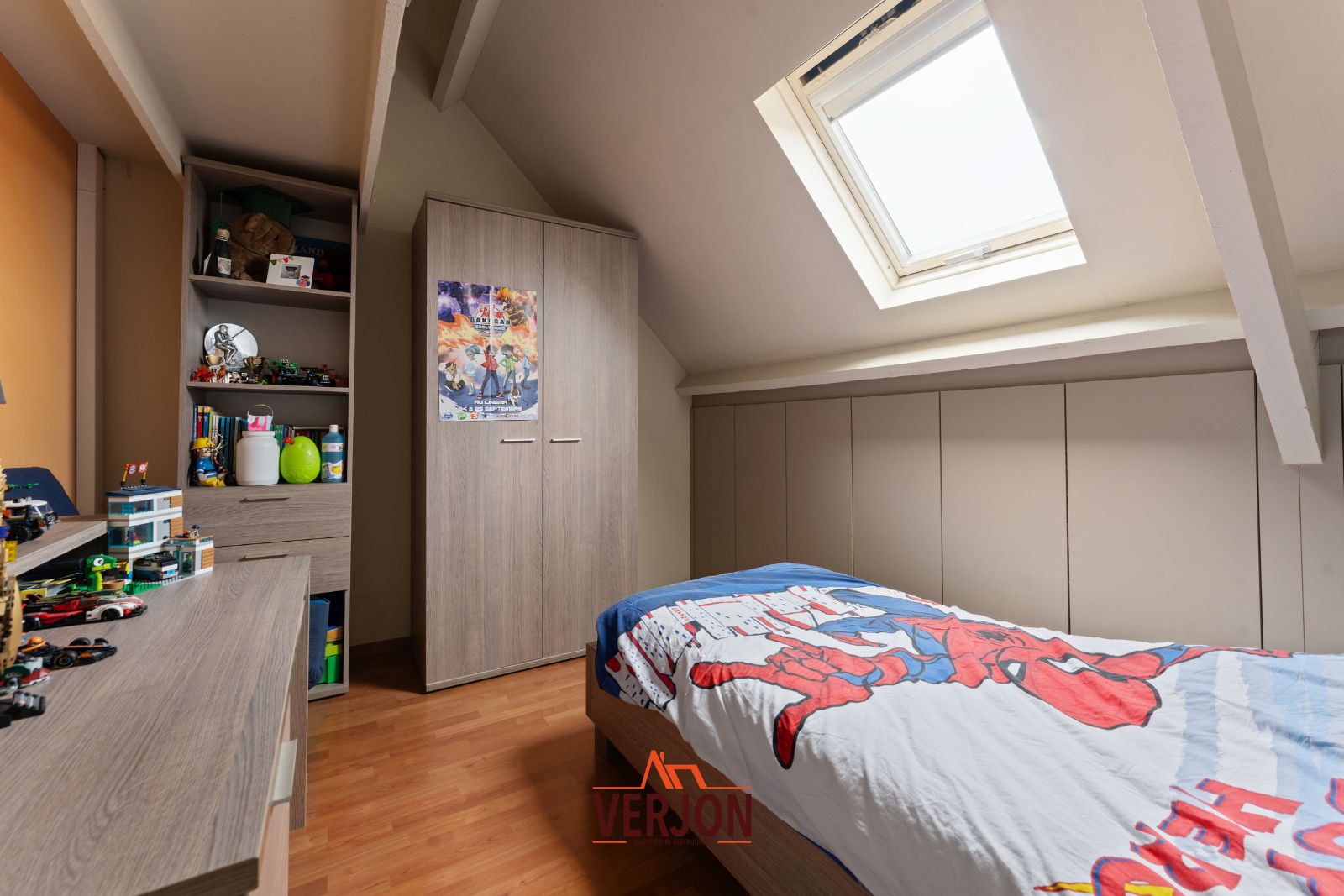 Gezinswoning met 4 slaapkamers, tuin en garage in Emelgem! foto 13