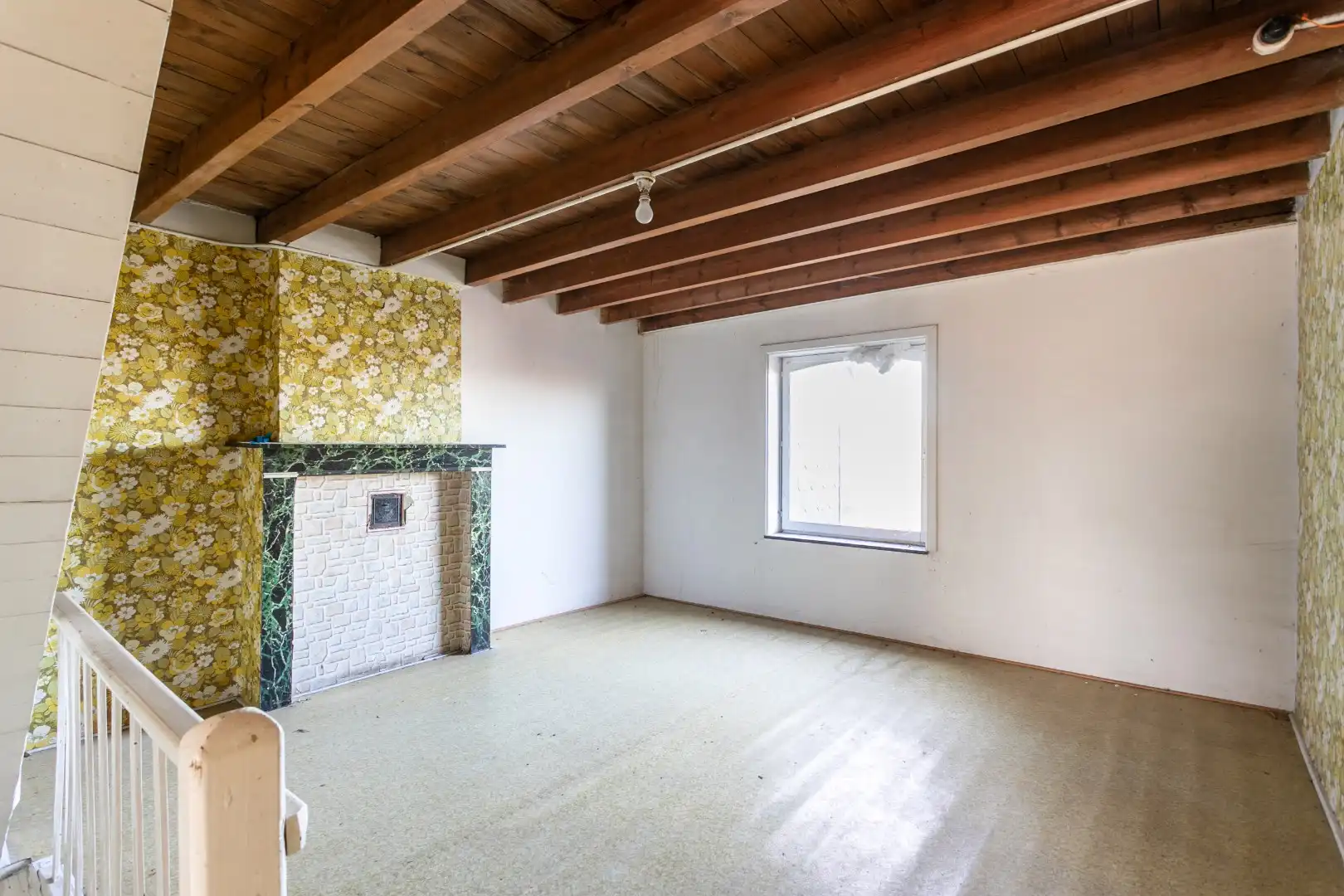 Te renoveren rijwoning met tuin te Vlezenbeek foto 9