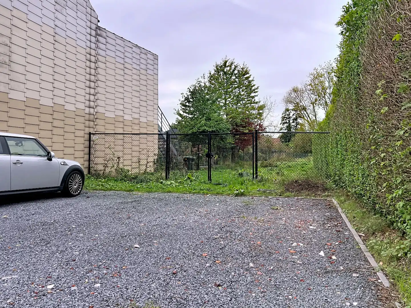 Bouwgrond te koop in Tisselt – Halfopen bebouwing op toplocatie foto 2