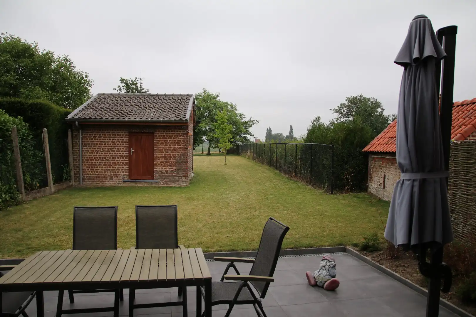 Woning te huur met 3 slaapkamers, terras, tuin en tuinhuis foto 17