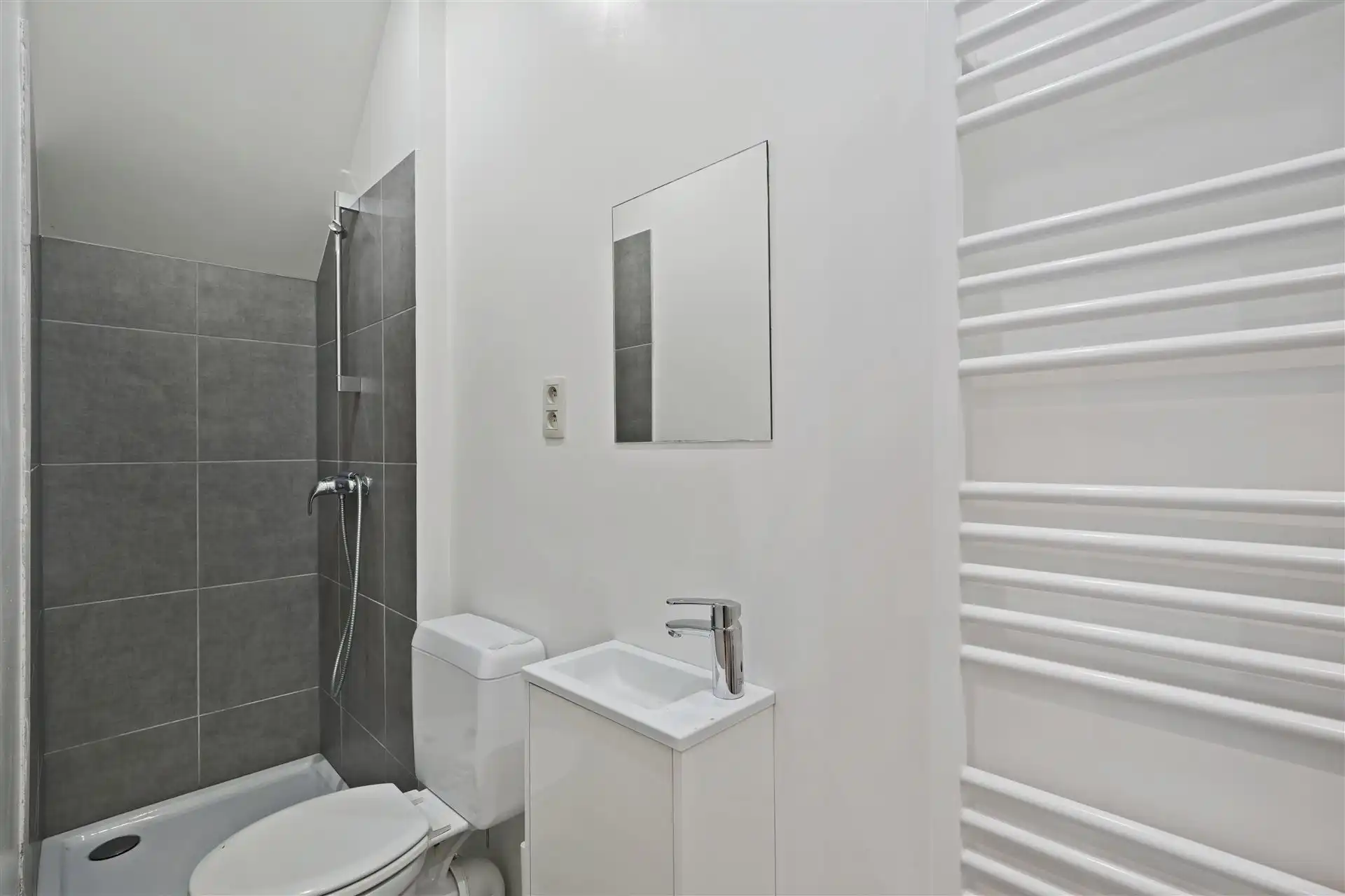 CENTRALE LIGGING / RUIME WONING foto 42