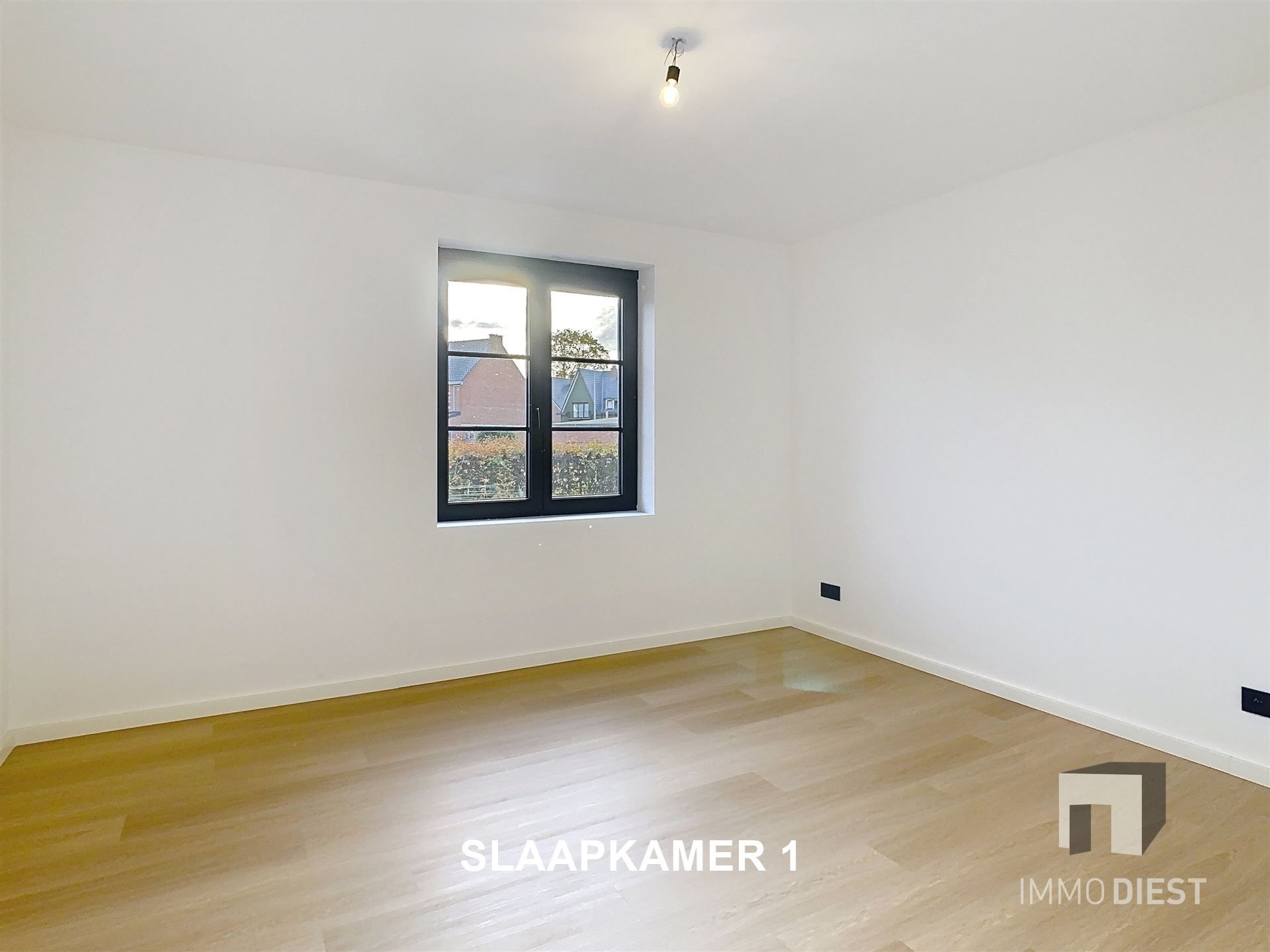 Charmante energiezuinige nieuwbouwwoning met zonnige tuin in hartje Zichem. foto 15