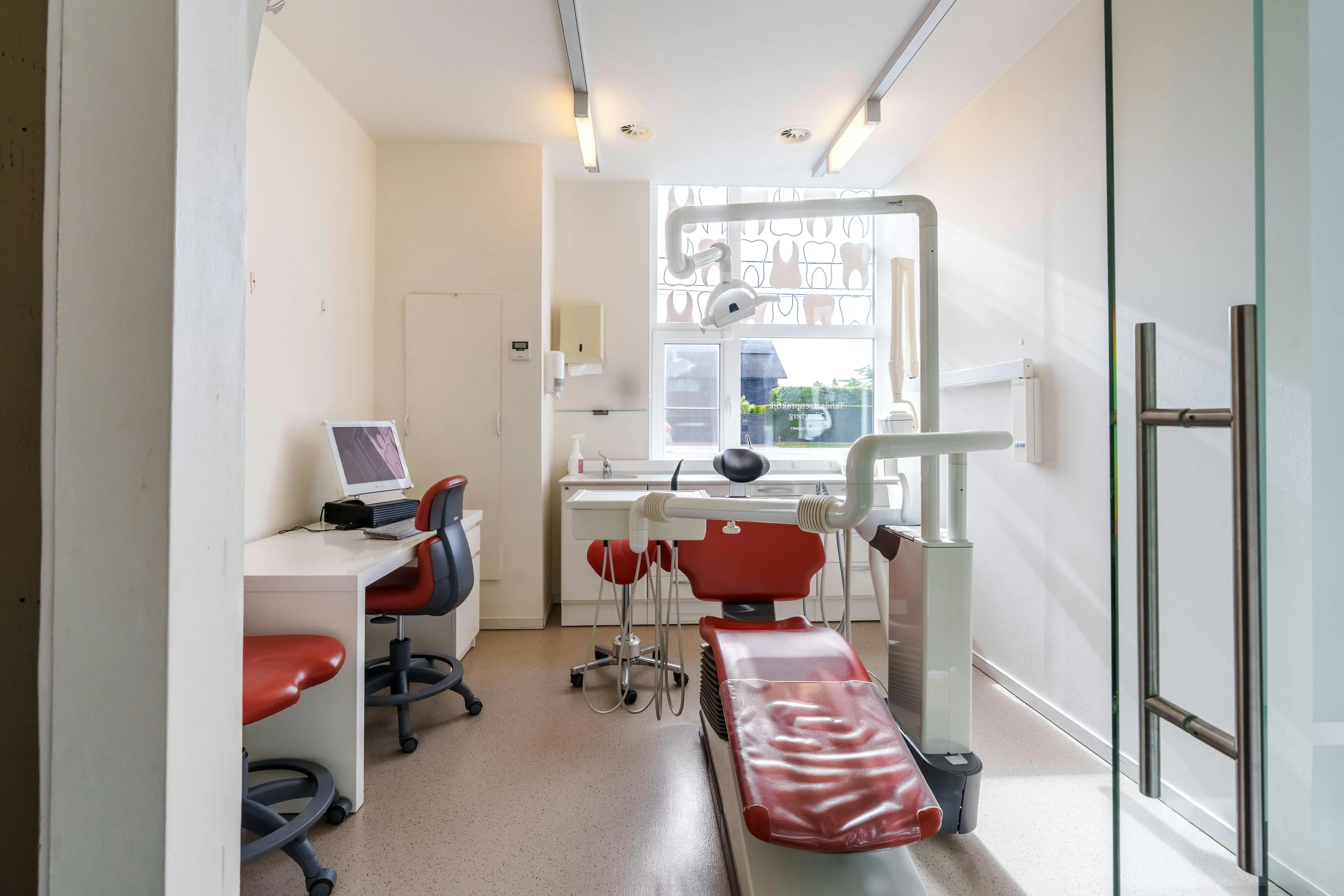 Zeer ruime woning te Roeselare  foto 18