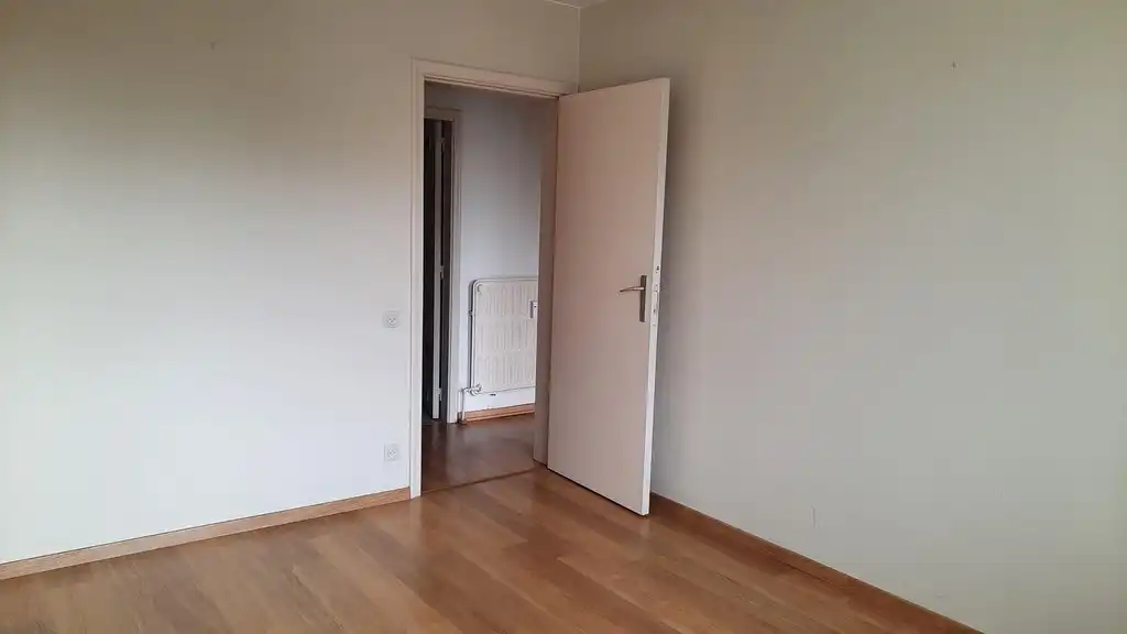 Ruim appartement met 2 slaapkamers in het centrum van Mol! foto 10
