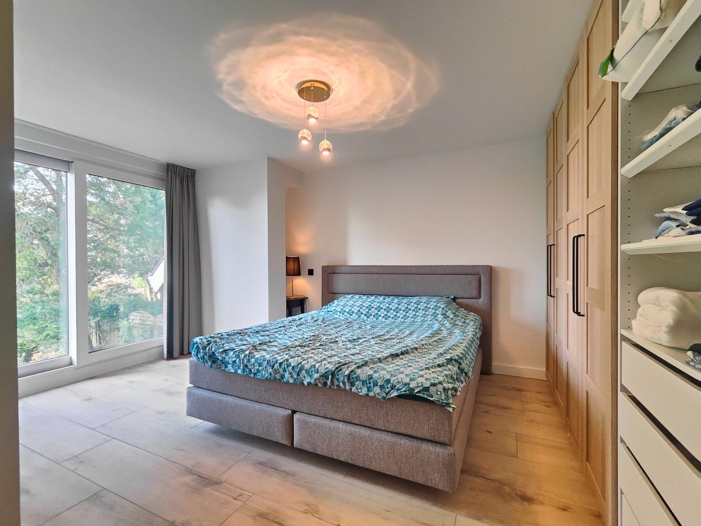 Stijlvol gerenoveerde vrijstaande villa met panoramisch uitzicht op de polders – gelegen op ca. 1.280 m² in het charmante Aardenburg! foto 25