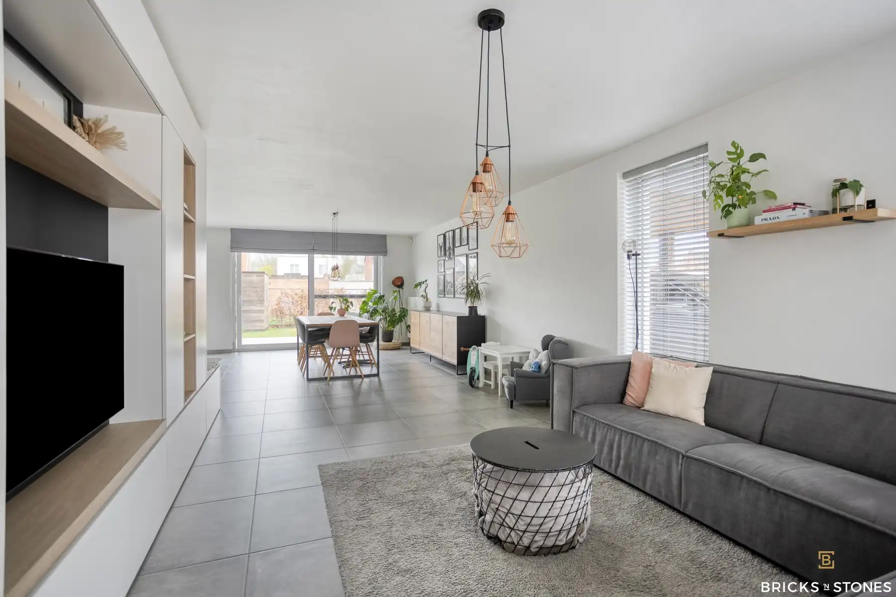 Recente HOB met 4 slaapkamers en tuin foto 5