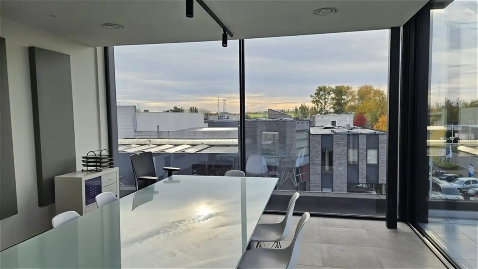 Semi-industrieel bedrijfsgebouw op toplocatie foto 17