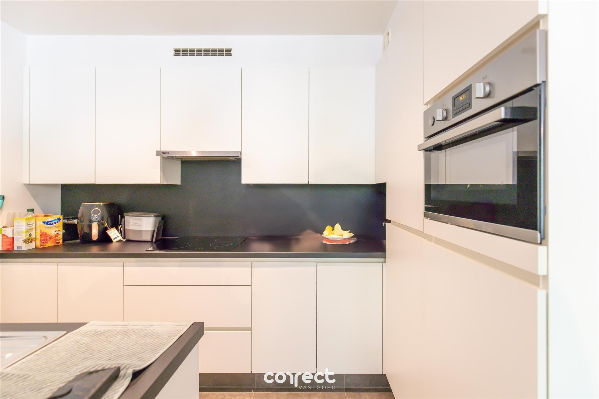 Centraal gelegen appartement met 1 slaapkamer. foto 5