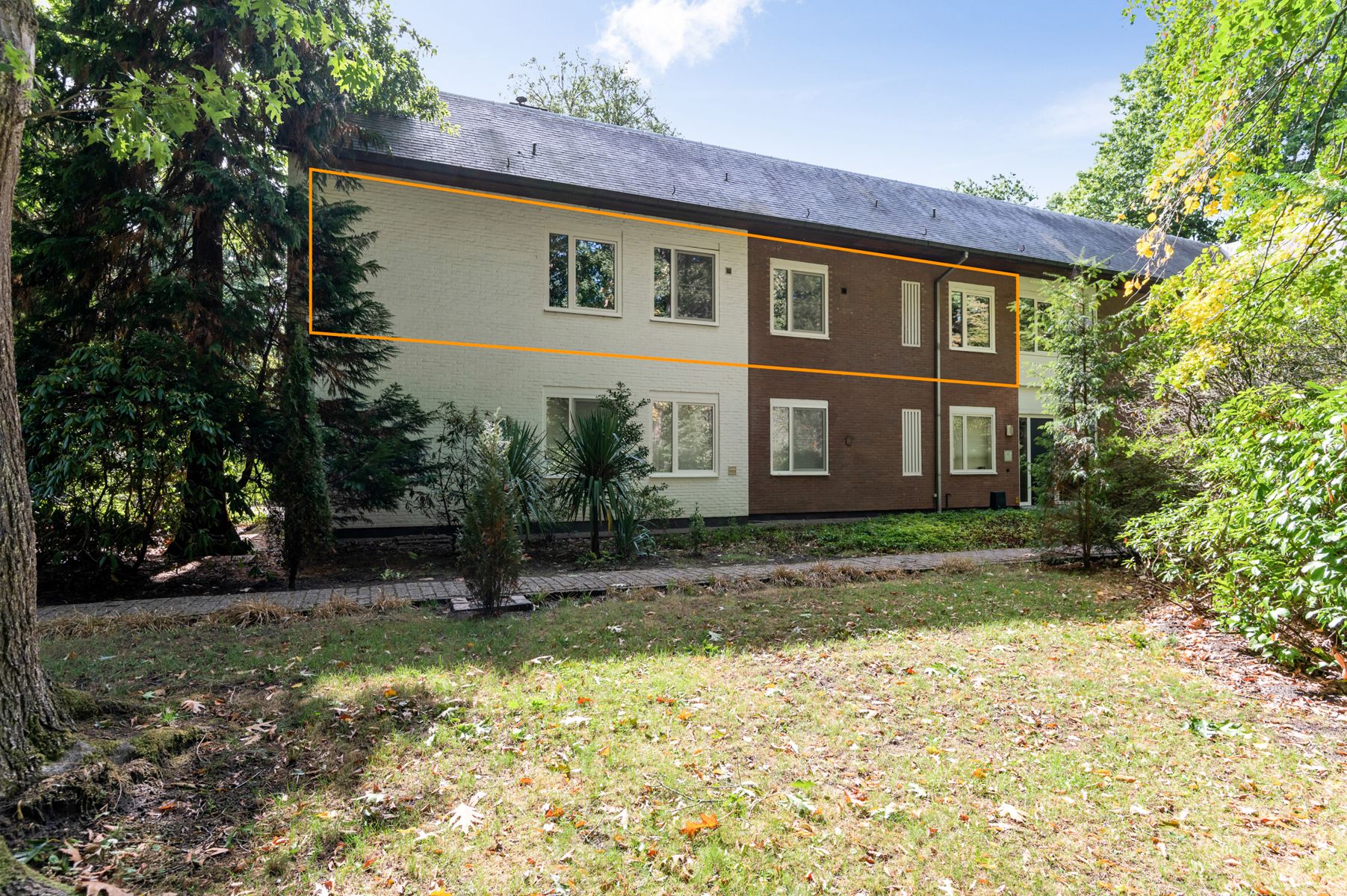 Wonen in het groen: luxueus app. met terrassen & garage foto 17