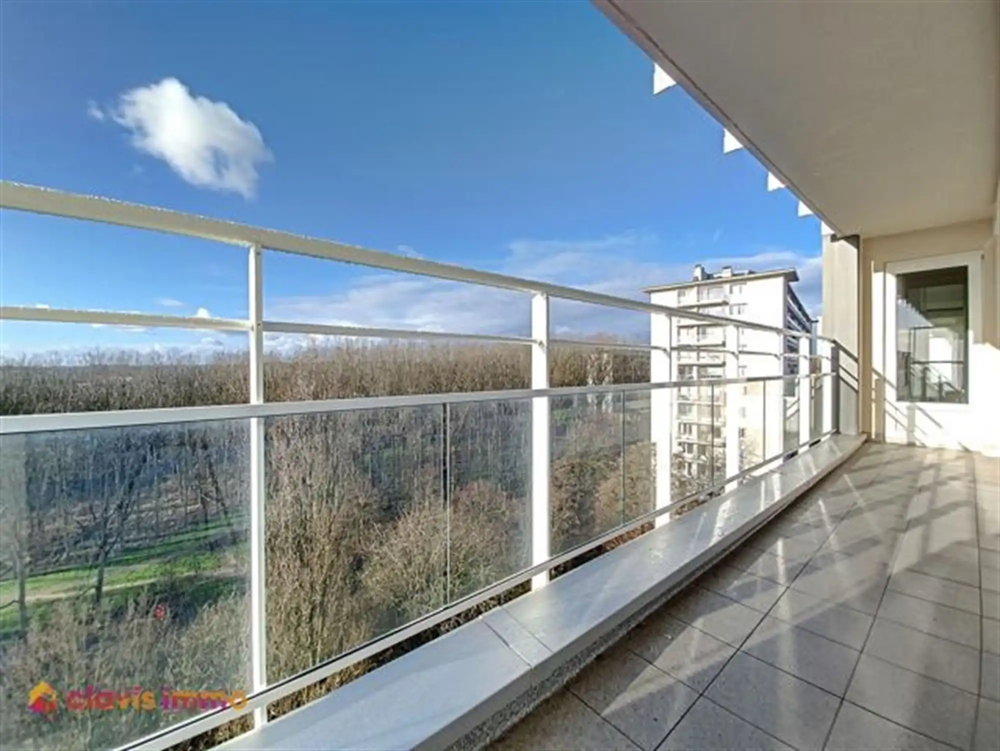 Zeer mooi appartement met 1 slaapkamer en groot terras foto 7