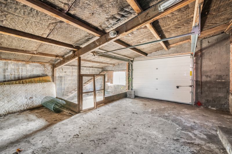 Centrum Sint-Henricus :  Te renoveren woning op 1876 m² foto 24