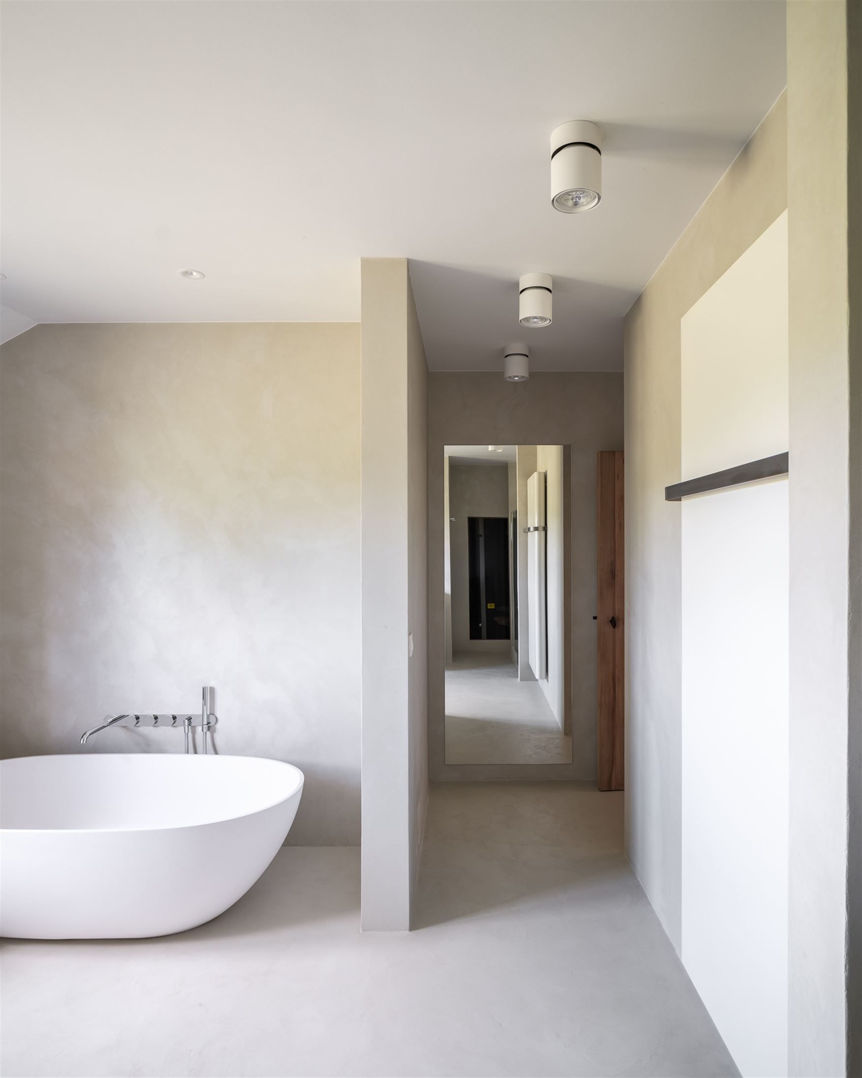 Karaktervolle hoeve met stijl en privacy foto 22
