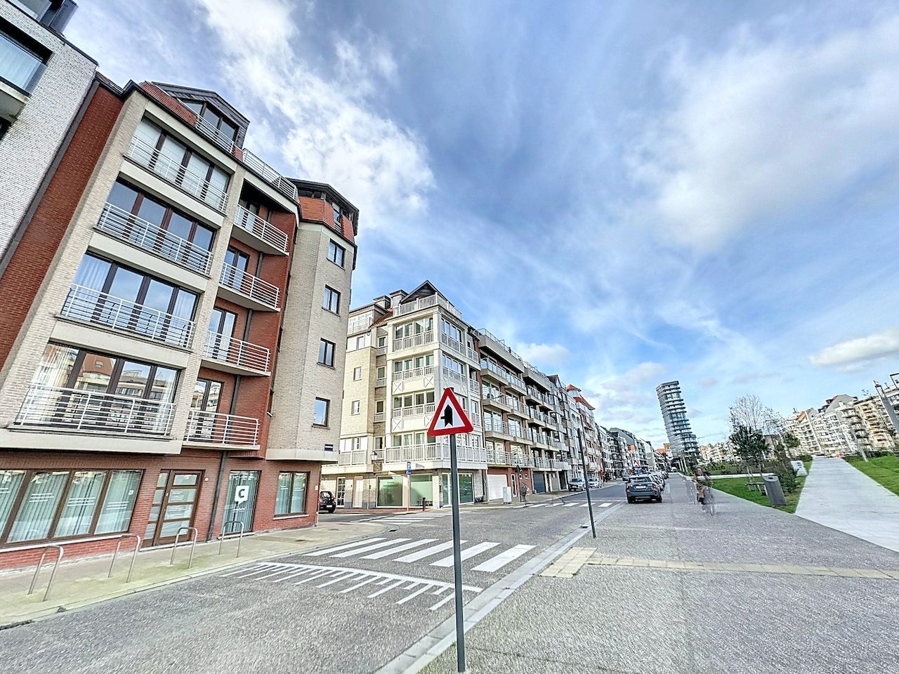 Gezellig gelijkvloers appartement op wandelafstand van de Graaf d'Ursellaan & de Zeedijk foto 2