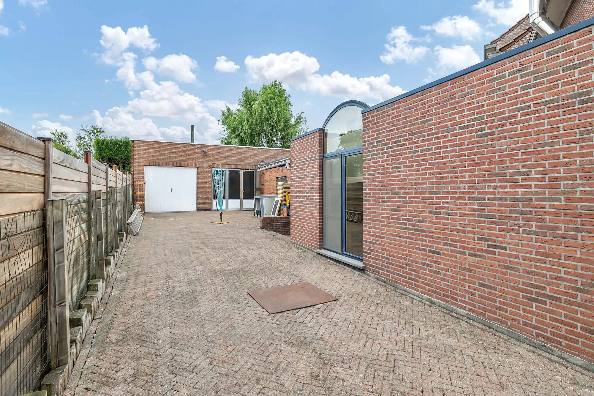 Robuuste HOB met opslagplaats foto 19