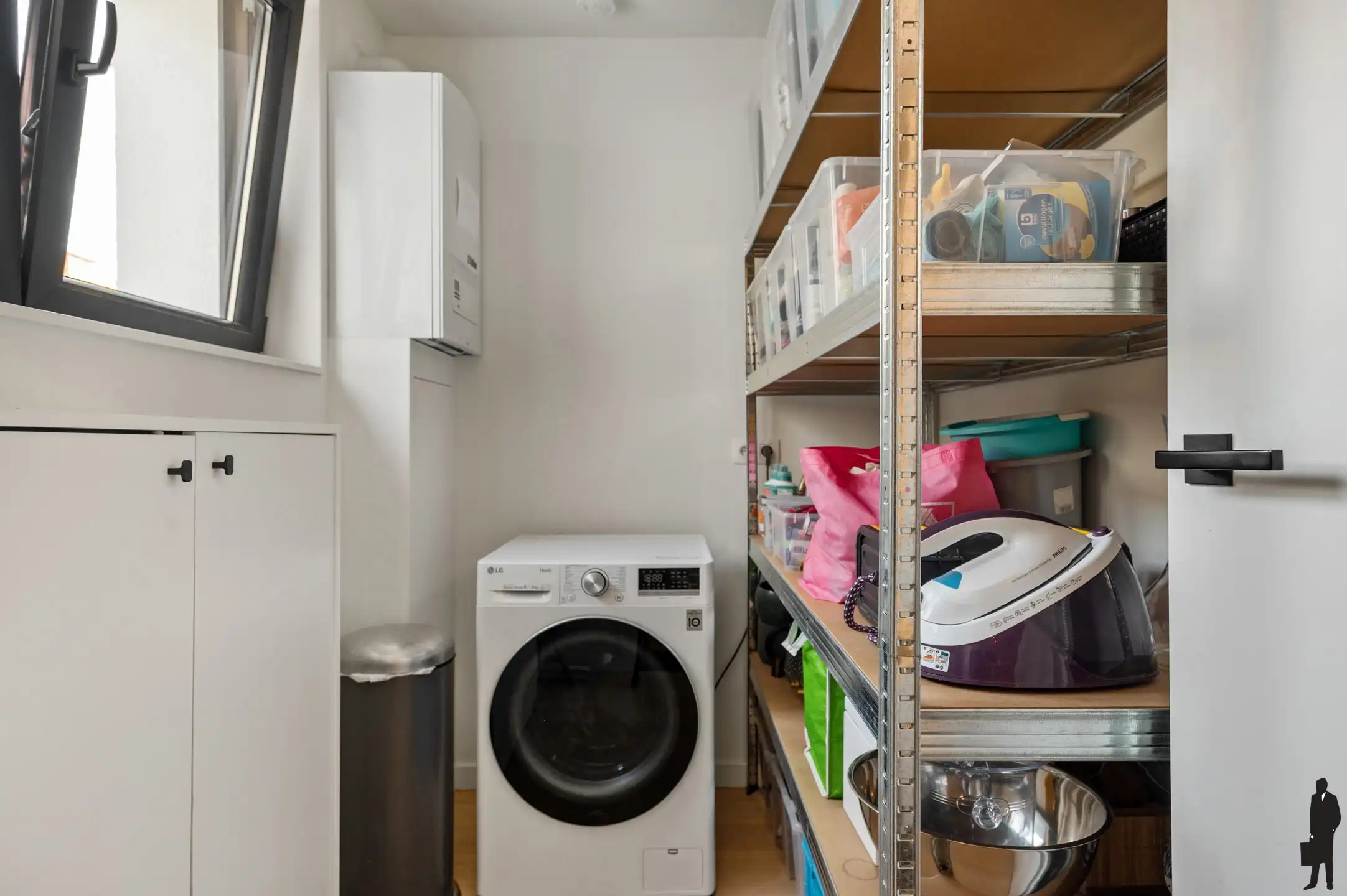 Gerenoveerd 2-slaapkamer appartement met terras (10m²) foto 10