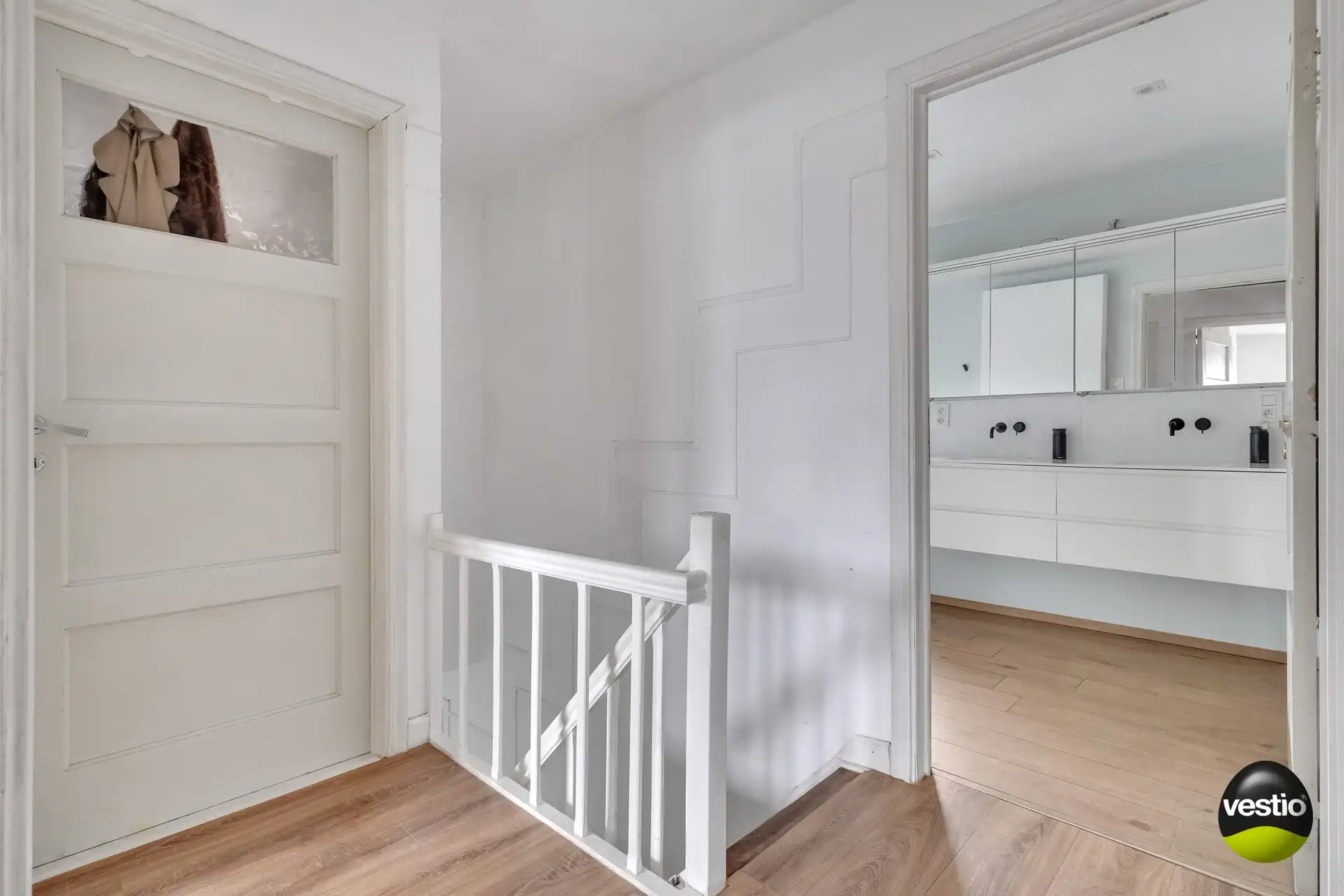 RUIME WONING MET 5 SLAAPKAMERS OP 10,85 ARE TE BOXBERGHEIDE foto 27